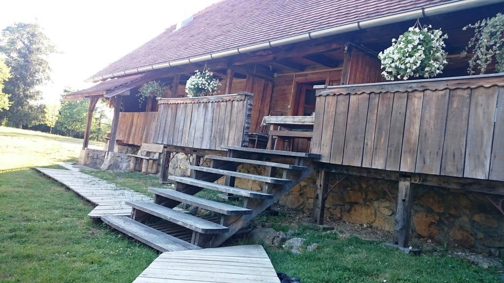 Rustic Home Mia Duga Resa Room photo